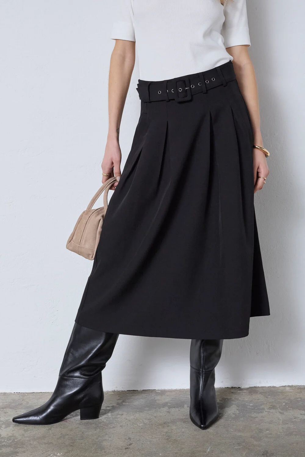 Luna Belt Midi Pleat Skirt 44003 | Black | Nederdel fra Co'couture