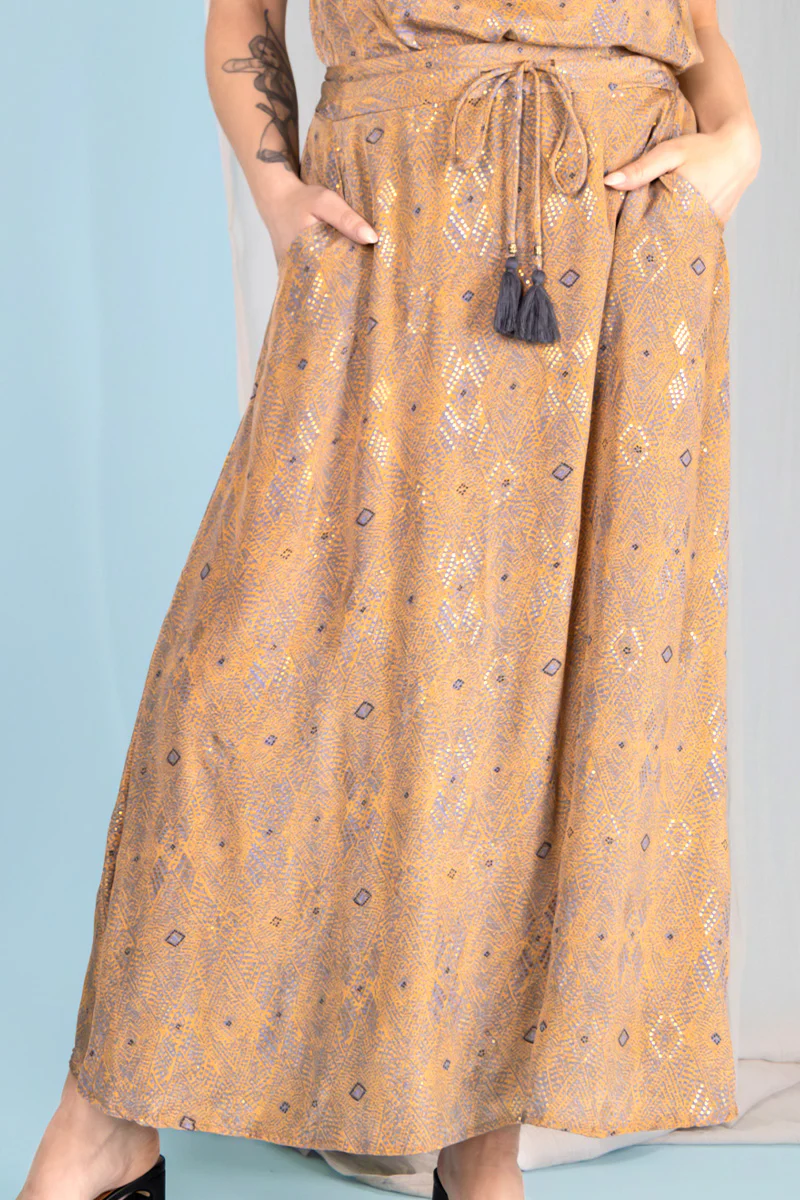 Luna Regular Skirt | Argyle Sand | Nederdel fra Black Colour - Image 2