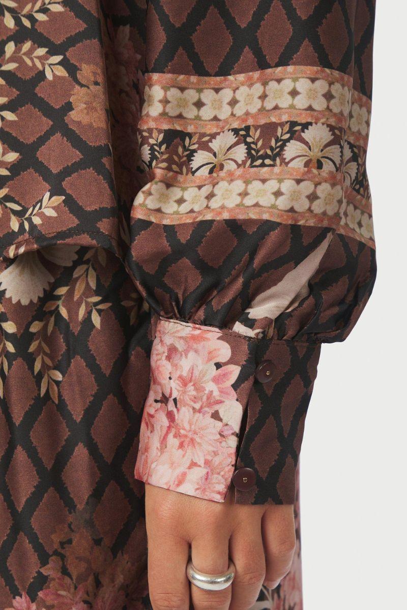 Massima Botanical Border Blouse | Black | Bluse fra Neo Noir - Image 9