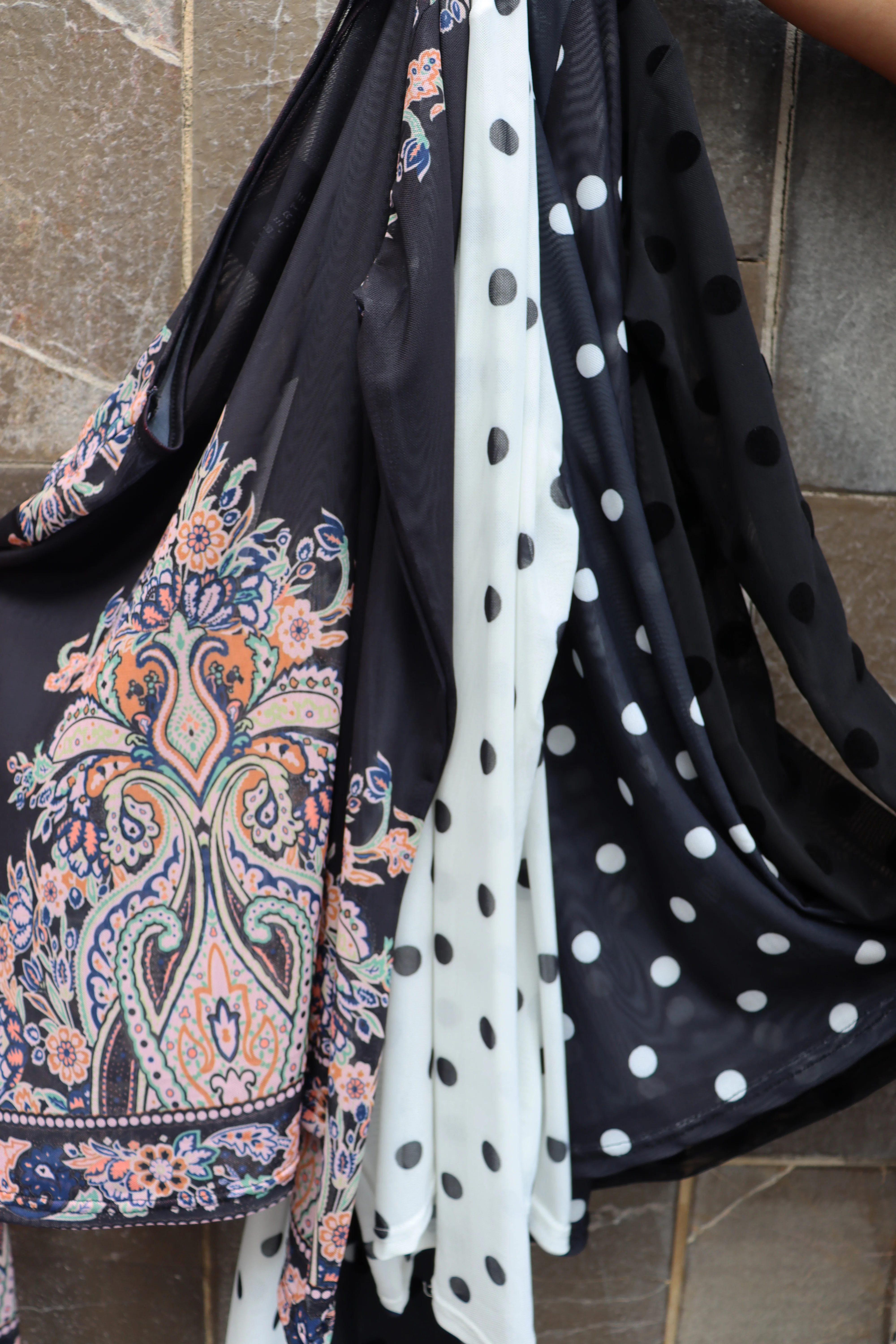 Mesh Ls Tshirt | Black Paisley | Bluse fra Liberté - Image 8