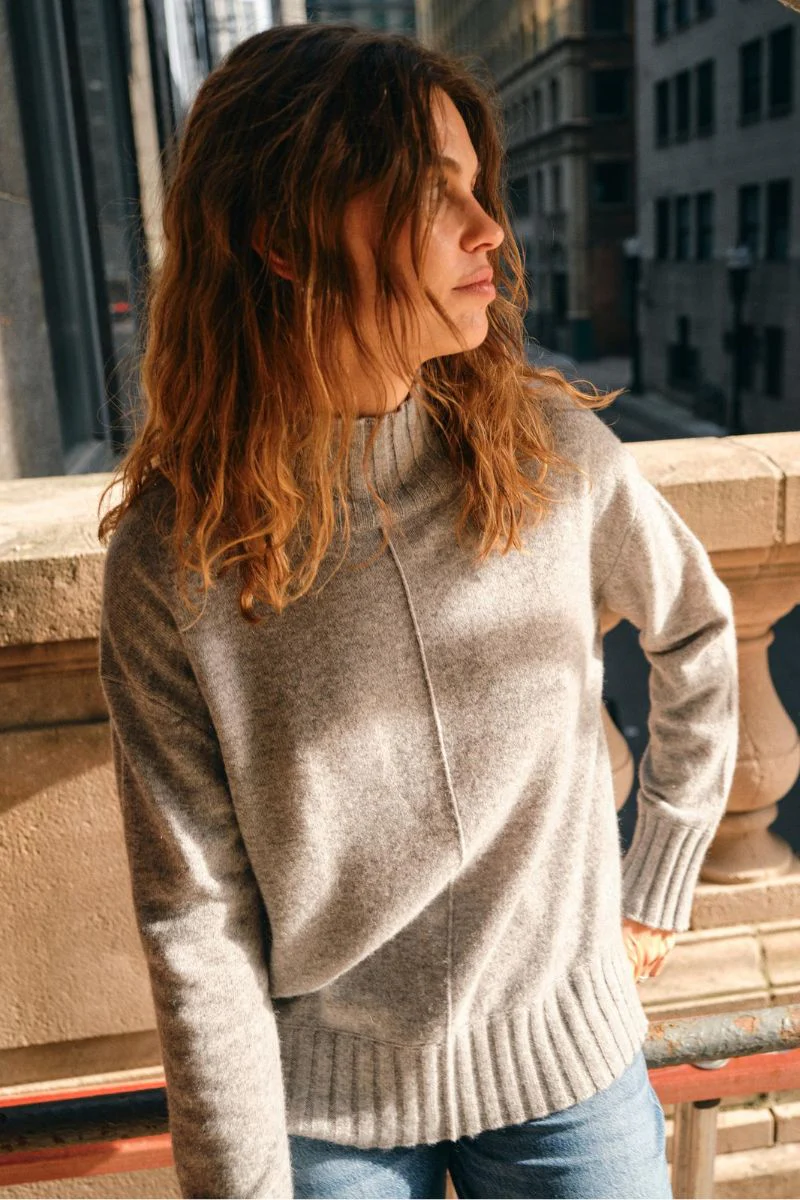 Aima Cashmere Highneck Knit | Sharkskin | Strik fra Mos Mosh