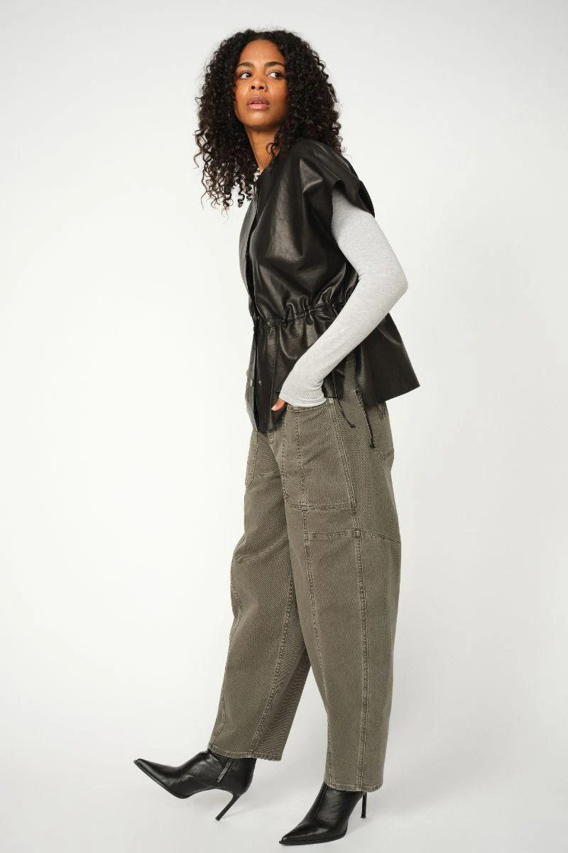 Aylin Leather Vest | Black | Vest fra Mos Mosh - Image 5