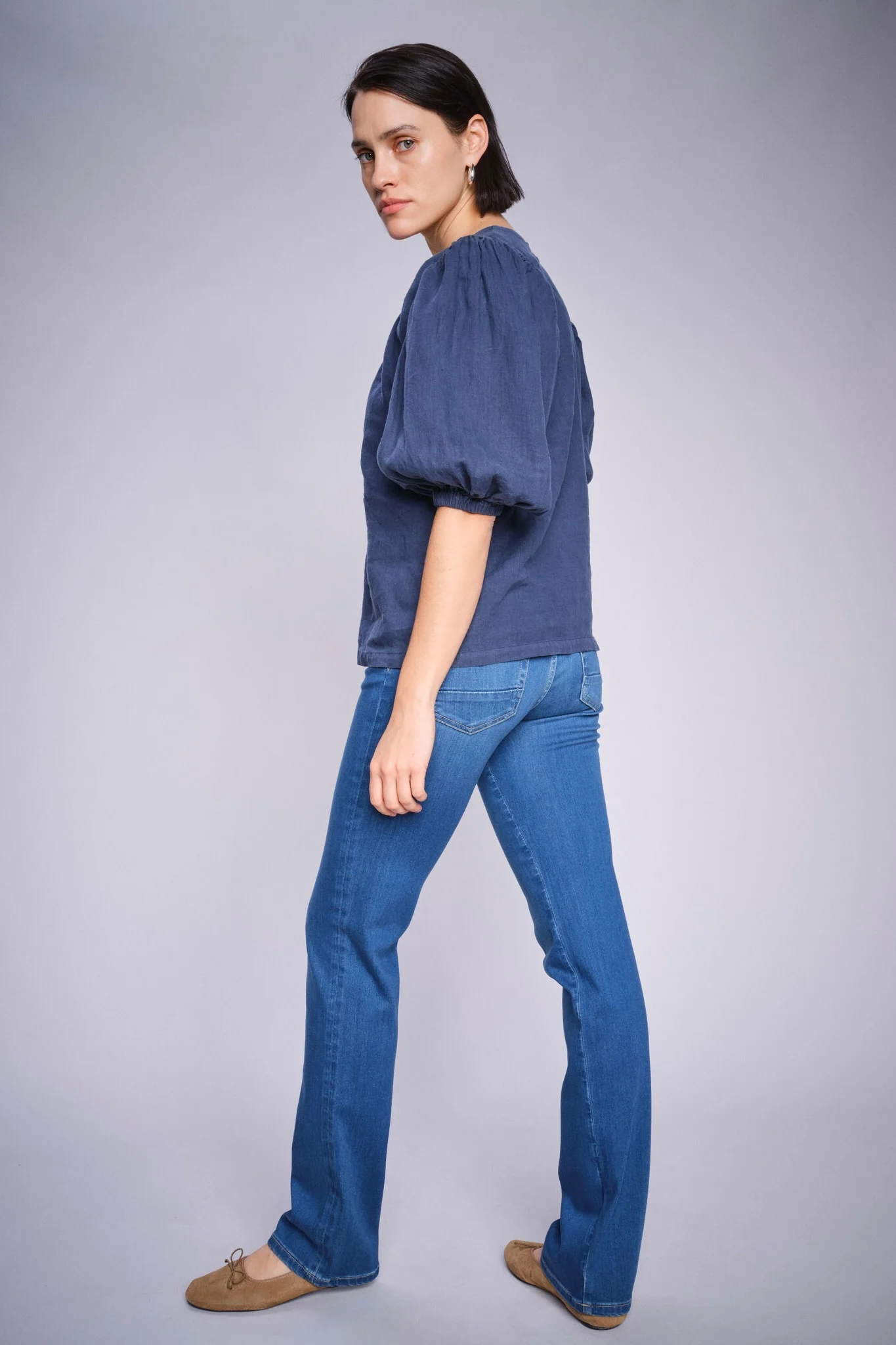 Carla Naomi Deluxe Jeans 32' | Mid Blue | Jeans fra Mos Mosh - Image 4