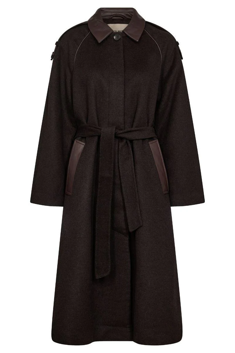 Eva Wool Coat | Chocolate Torte | Jakke fra Mos Mosh