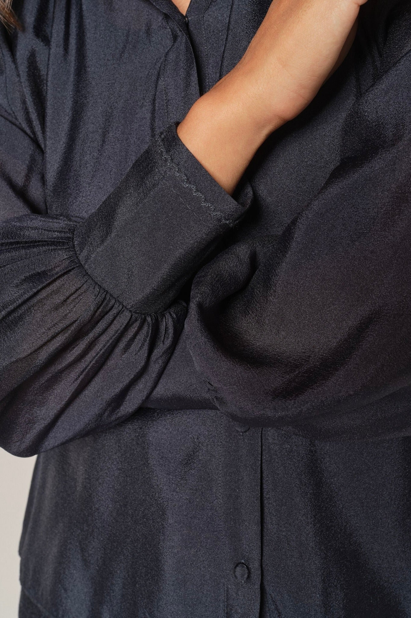 Marcela Shirt  | Salute Navy | Skjorte fra Mos Mosh - Image 3