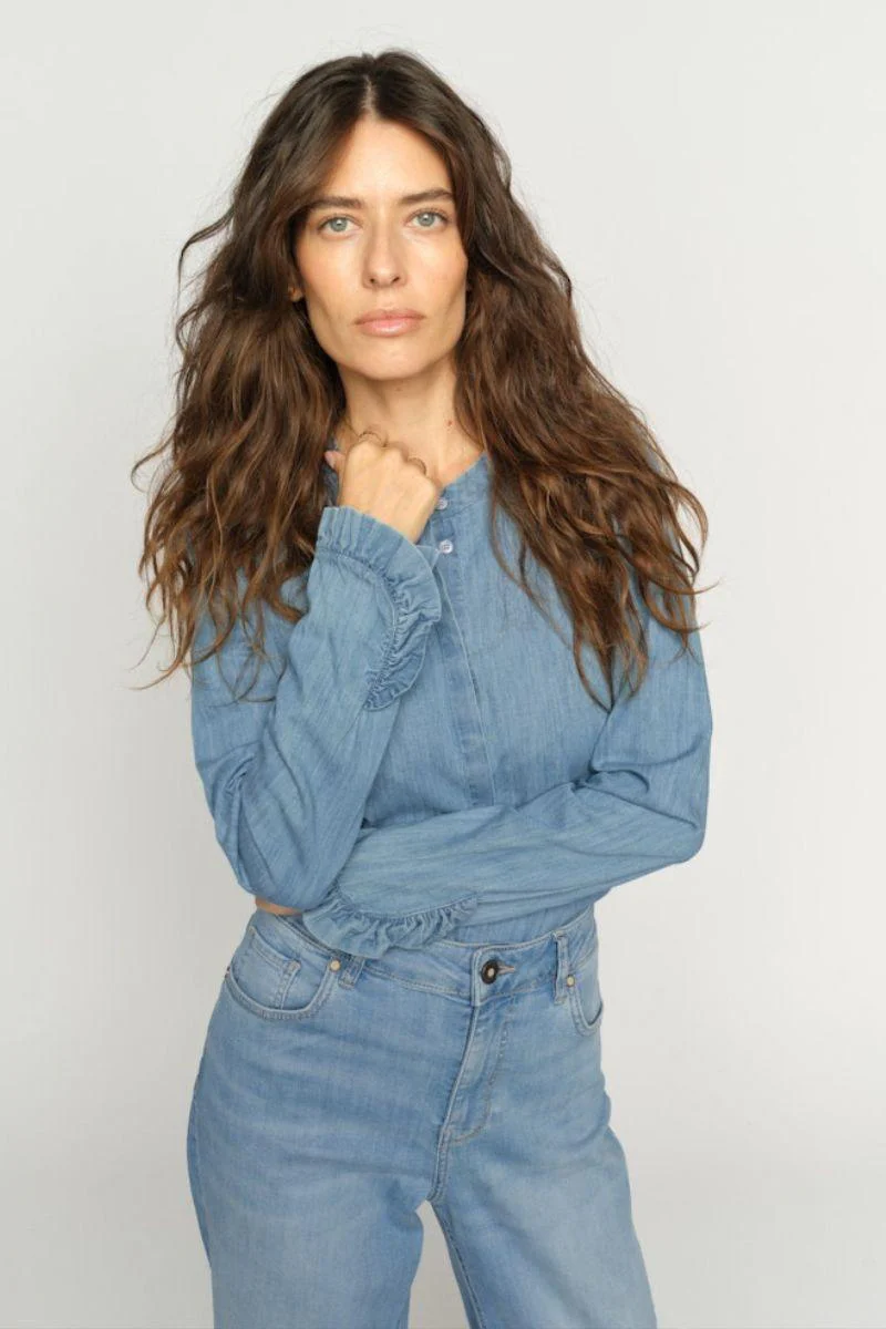 Mattie Denim Shirt | Mid Blue | Skjorte fra Mos Mosh