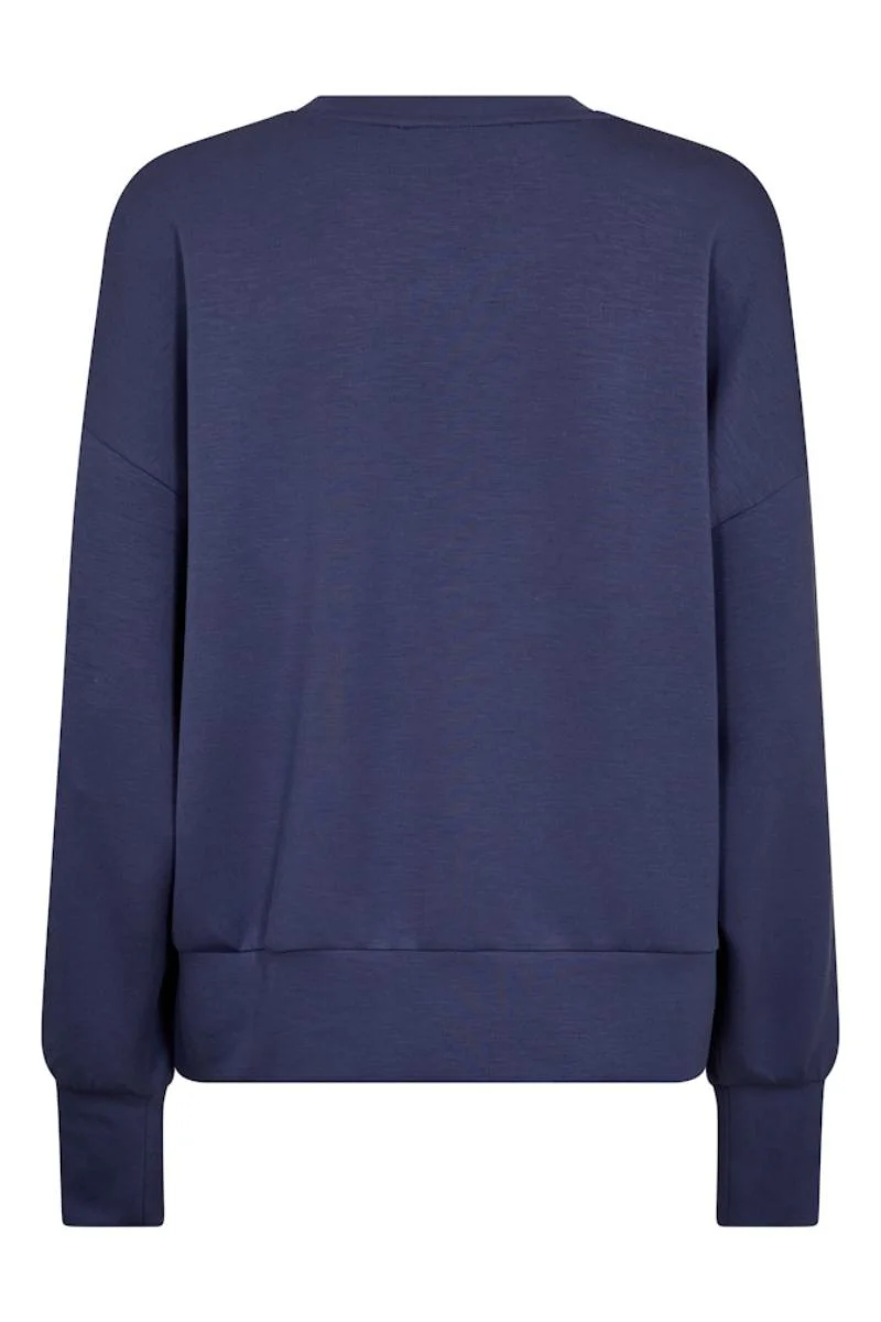 Nima O-LS Sweatshirt | Crown Blue | Bluse fra Mos Mosh - Image 6