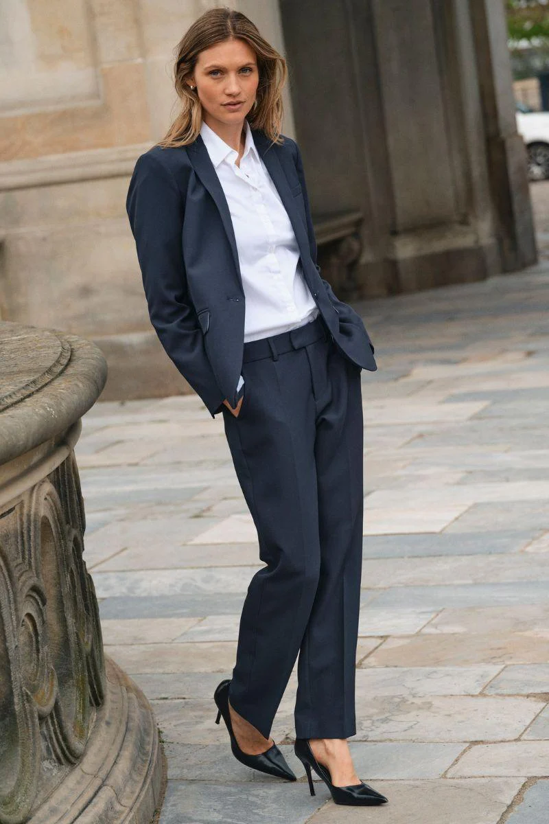 Phoebe Miley Blazer | Salute Navy | Blazer fra Mos Mosh - Image 5