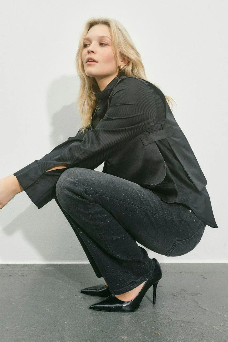 Yrsa Irin Vest | Black | Waistcoats fra Mos Mosh - Image 4