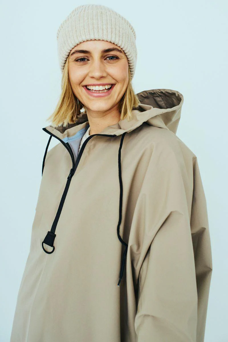 Mow Poncho 206743 | Silver Mink | Jakke fra Freequent - Image 9