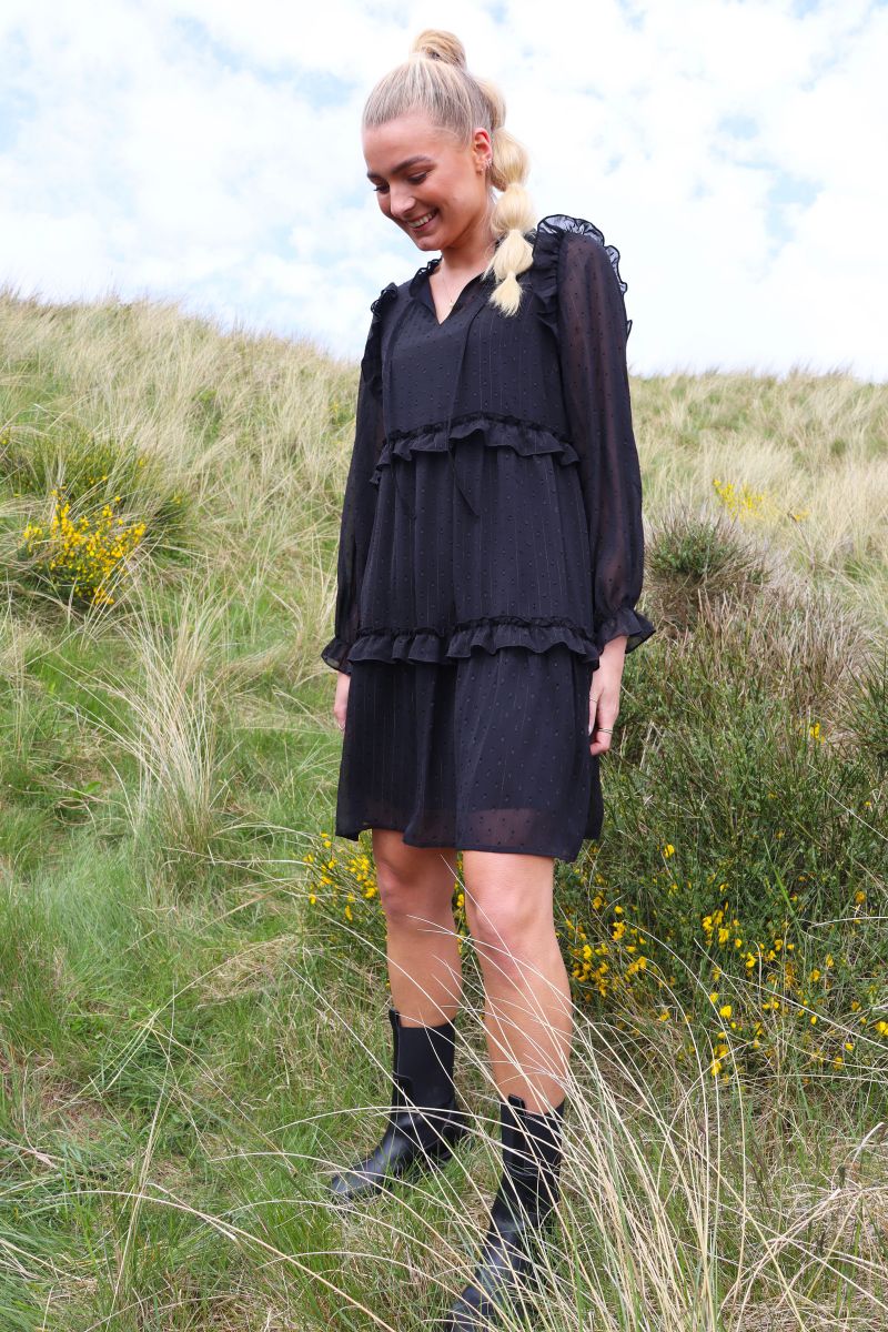 Nartina Ls Dress | Black | Kjole fra Liberté - Image 2