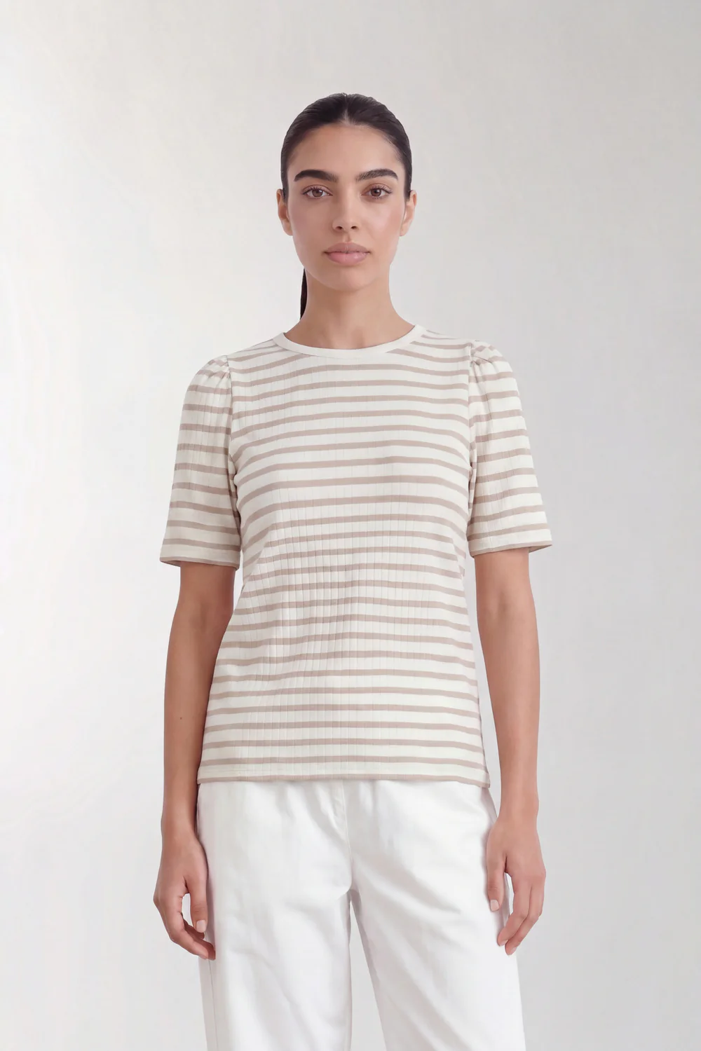 Neddie 1 | Plaza Taupe Combi | T-Shirt fra Levete Room - Image 2