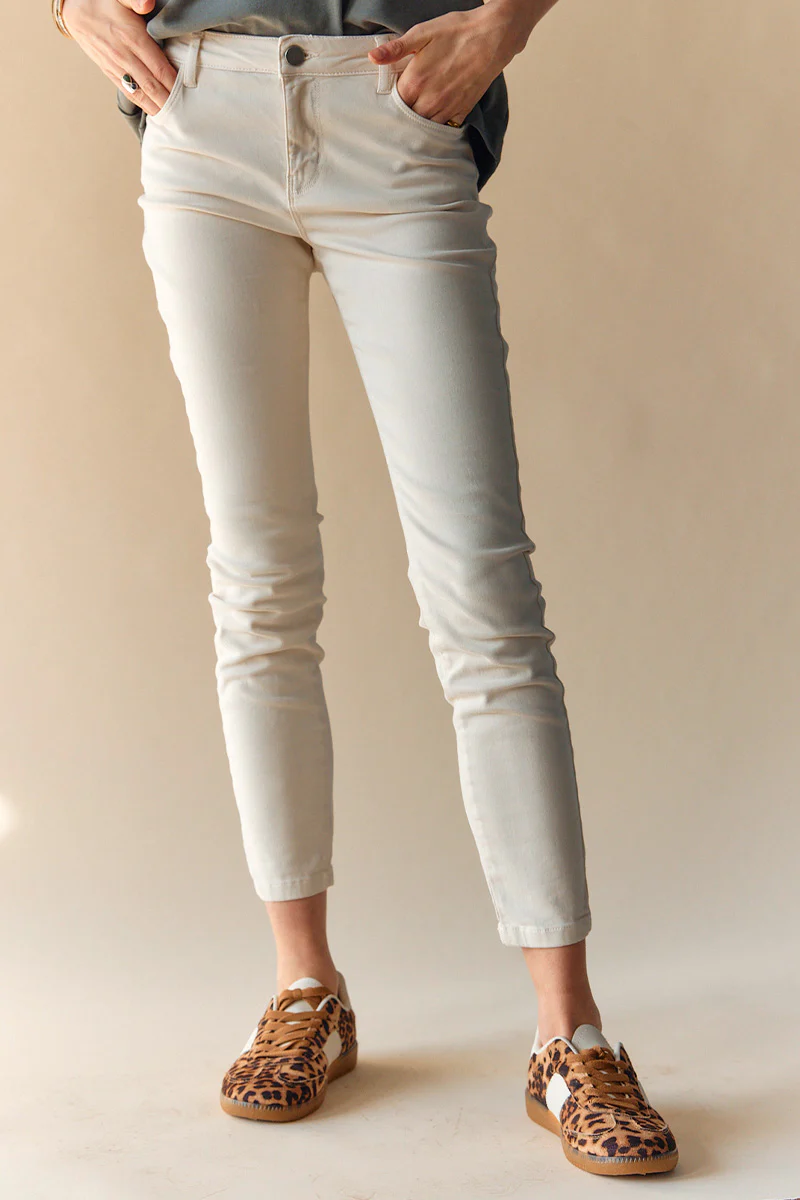 Lara Jeans | Cream | Jeans fra French Laundry