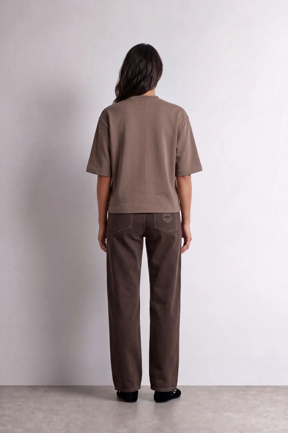 Nuka 28 | Chocolate Chip | T-Shirt fra Levete Room - Image 4