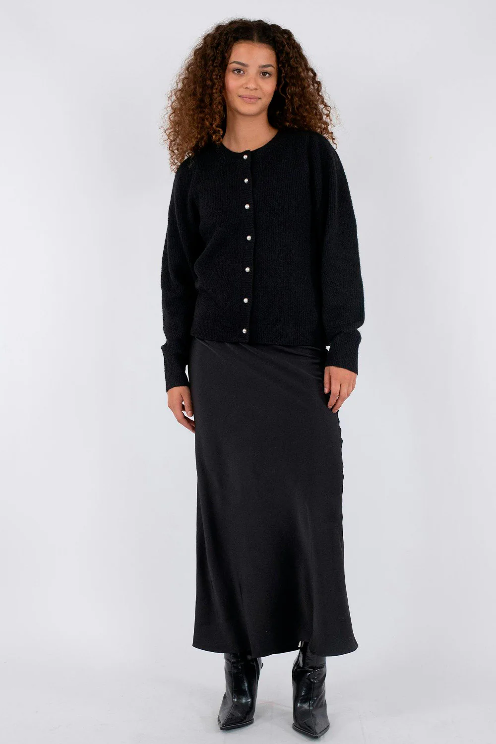 Nuna Knit Cardigan | Black | Cardigan fra Neo Noir - Image 8