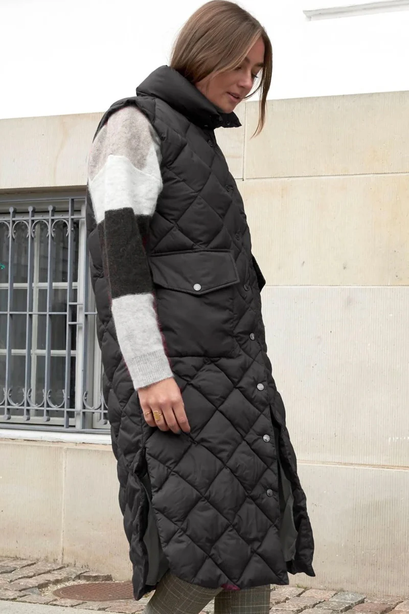 Olga Wa | Black | Vest fra Freequent - Image 11