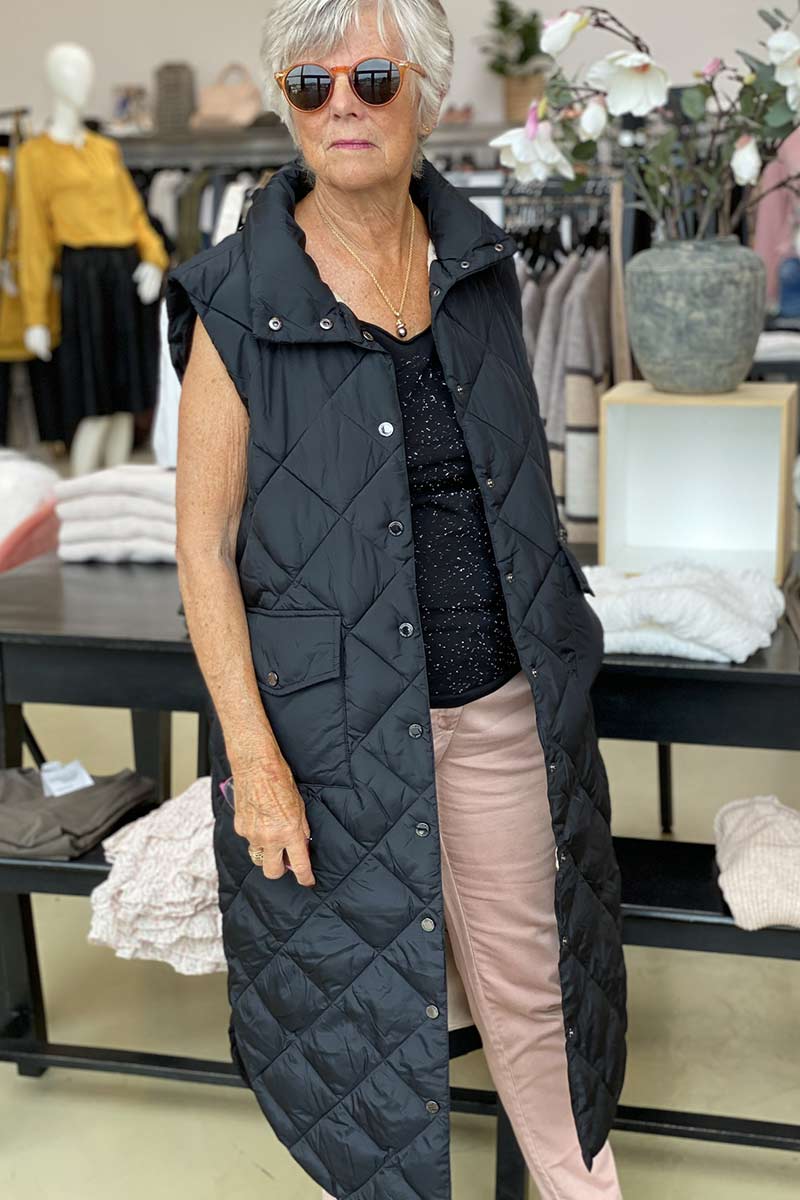 Olga Wa | Black | Vest fra Freequent - Image 6