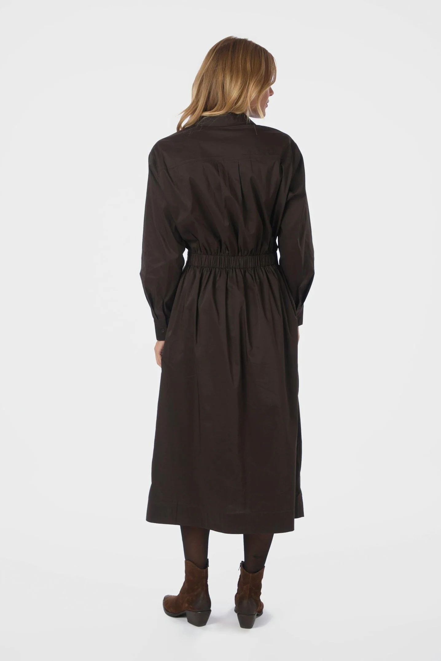 Ottana Poplin Dress | Chocolate Brown | Kjole fra Neo Noir - Image 7