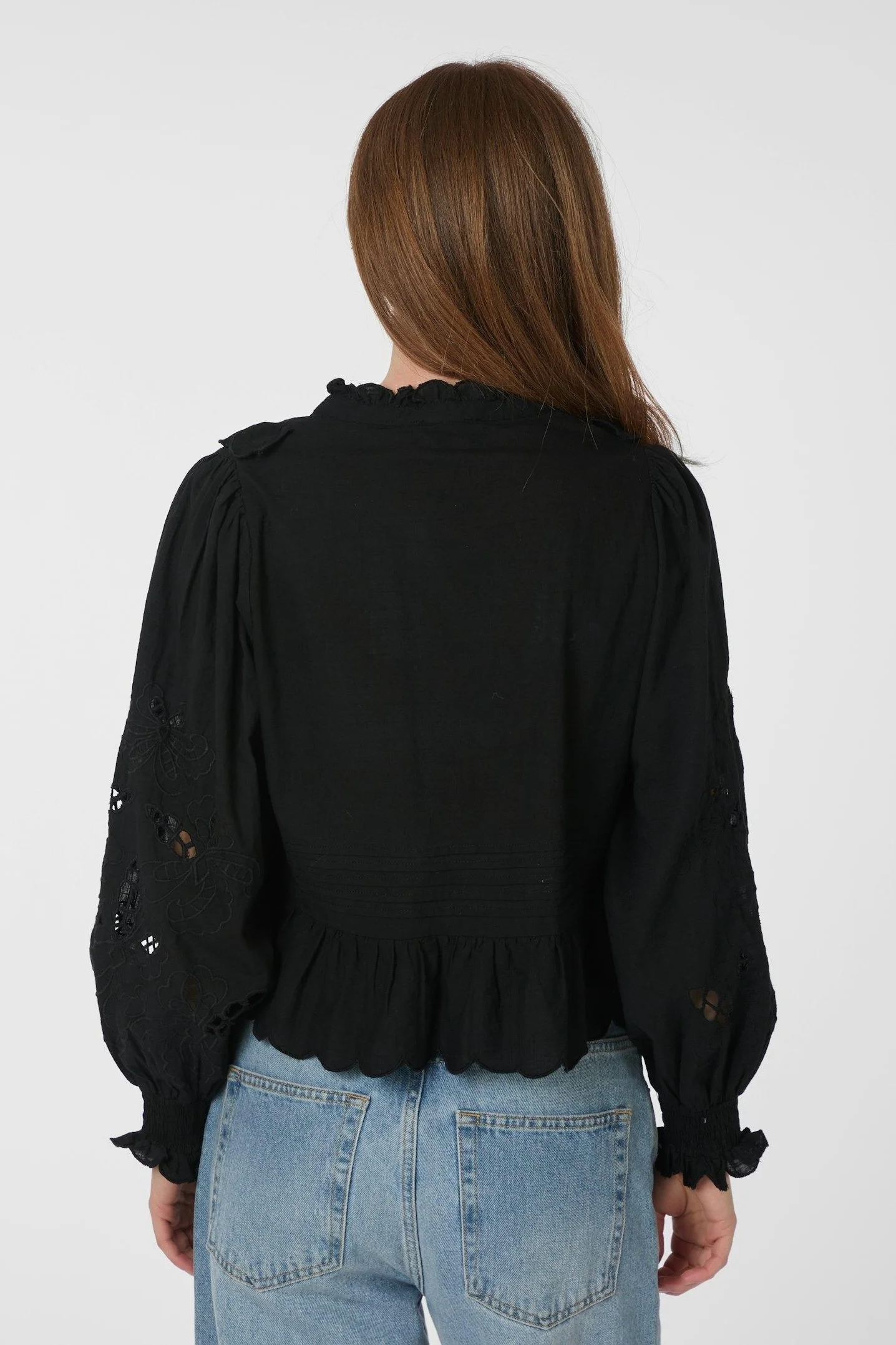 Petrine Embroidery Blouse | Black | Bluse fra Neo Noir - Image 5