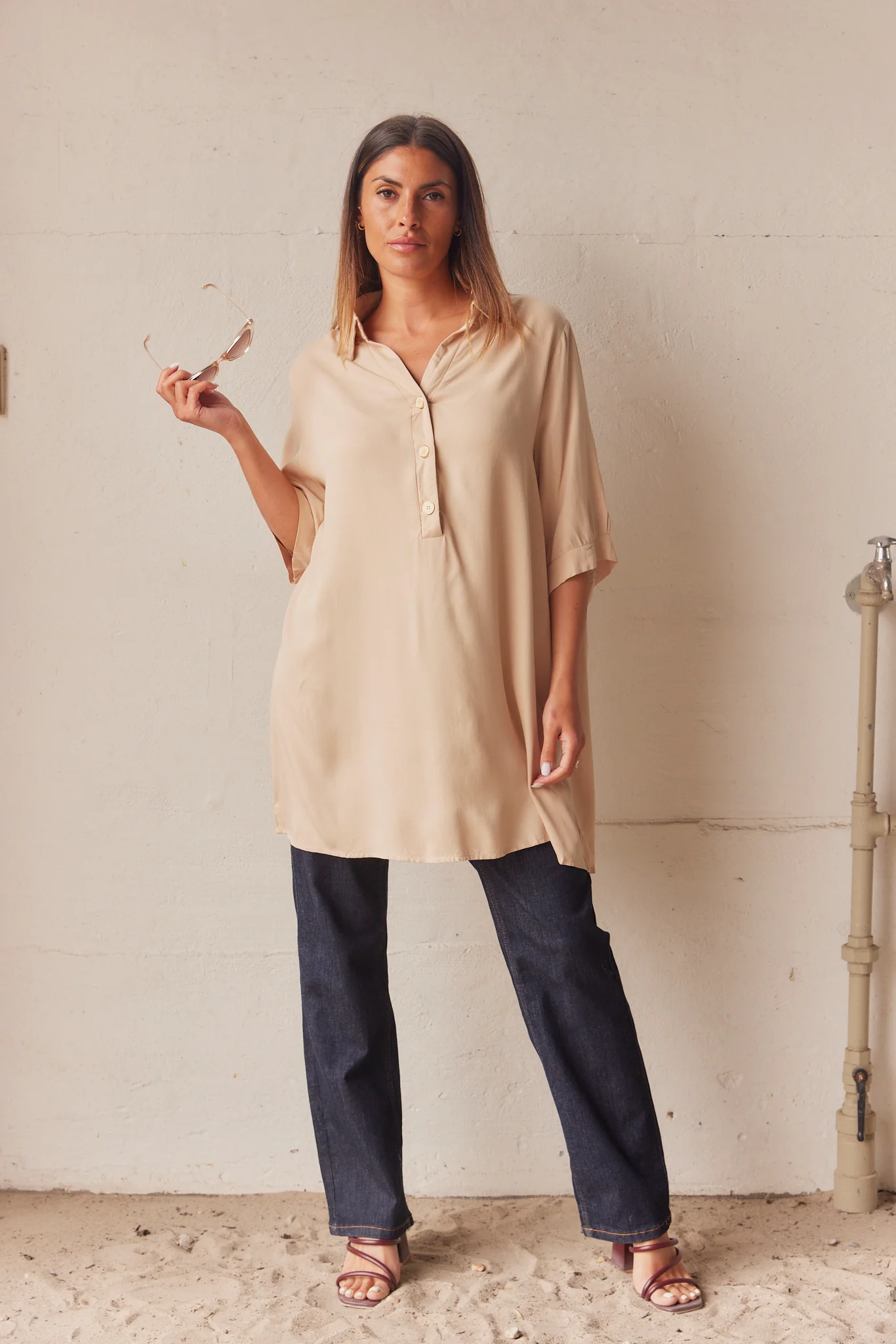 Plain Penelope Tunic | Bluse fra Atelier C - Image 2