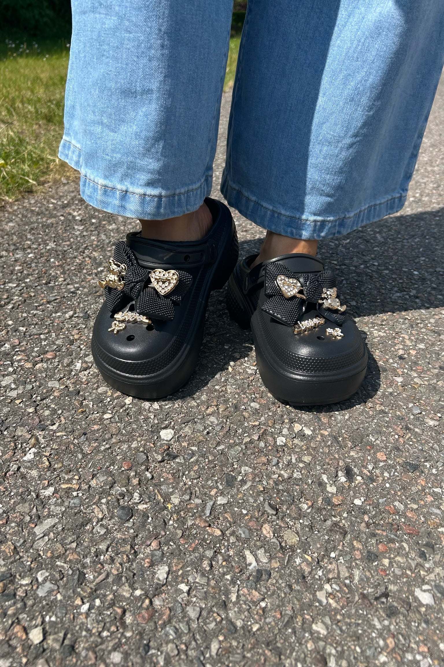 Plateau Mules | Black - Image 6
