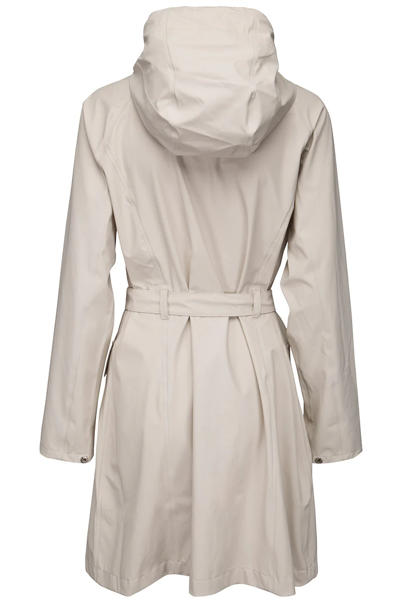 Rain70 | Milk Creme | Regnfrakke fra Ilse Jacobsen - Image 3