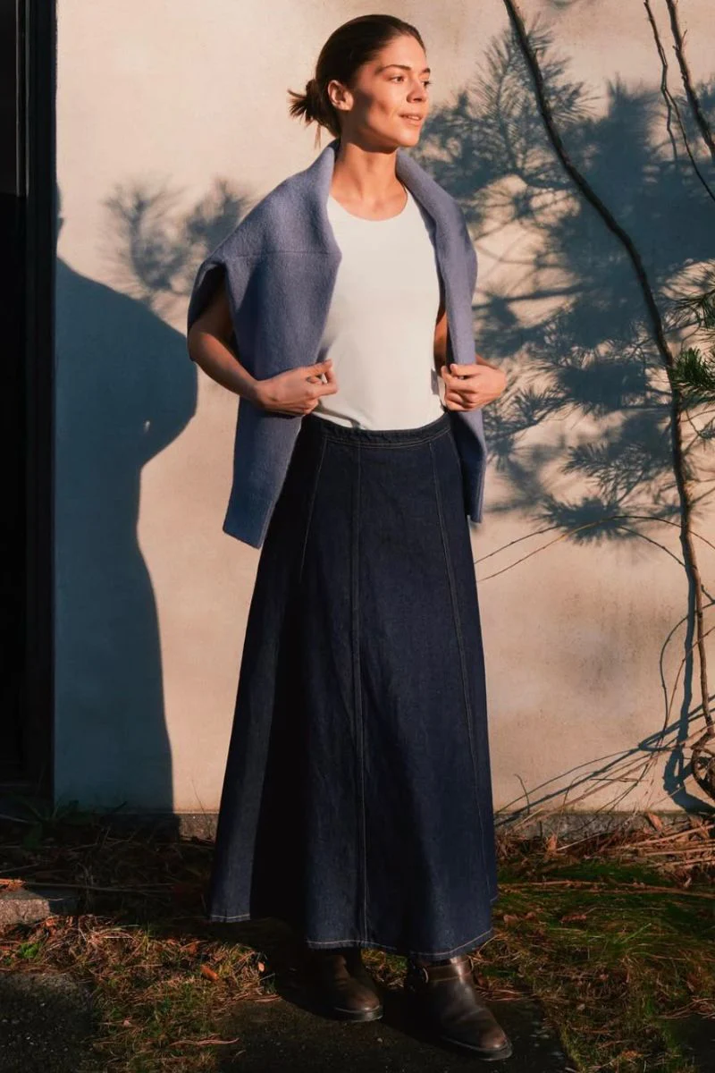 Raya Denim Skirt | Dark Blue | Nederdel fra Neo Noir - Image 5