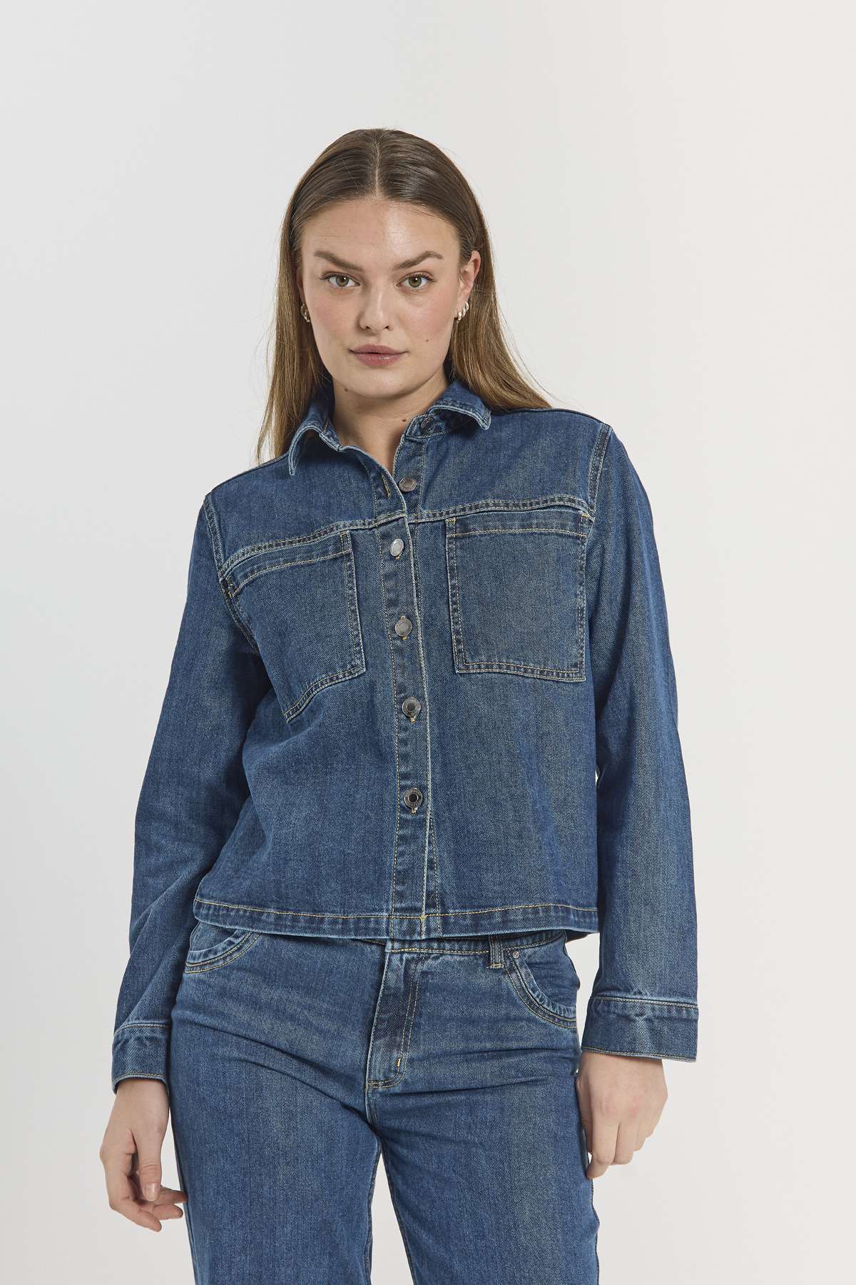 Rinna Jacket 206991 | Medium Blue Denim | Jakke fra Freequent - Image 5