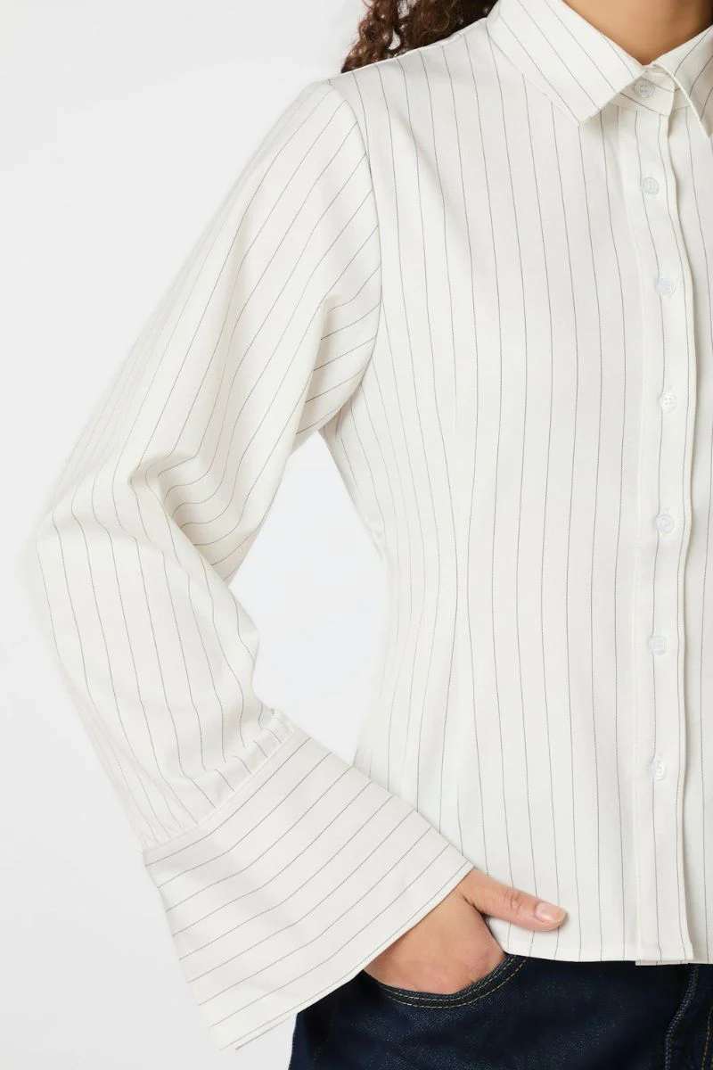 Rosa Pinstripe Shirt | White | Skjorte fra Neo Noir - Image 3