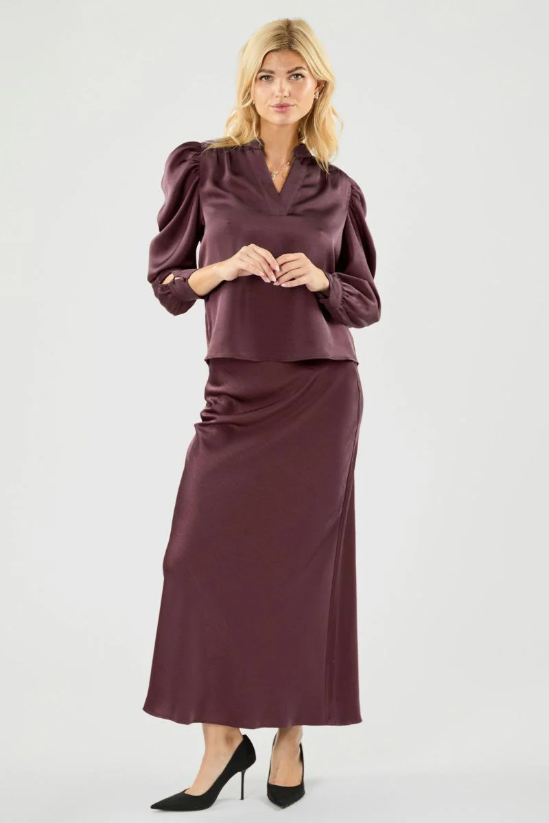 Rosslyn Heavy Sateen Blouse | Burgundy | Bluse fra Neo Noir - Image 9