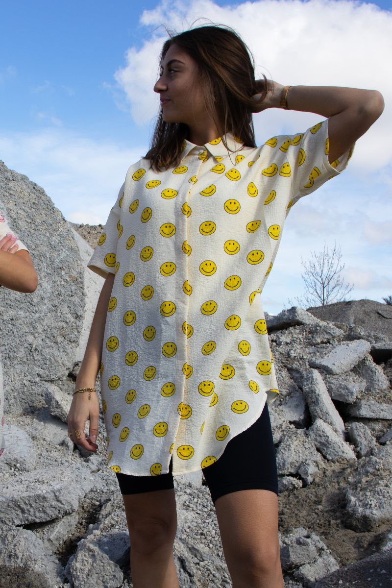 Sara-Ss-Shirt | Yellow Smiley | Bluse fra Liberté - Image 6