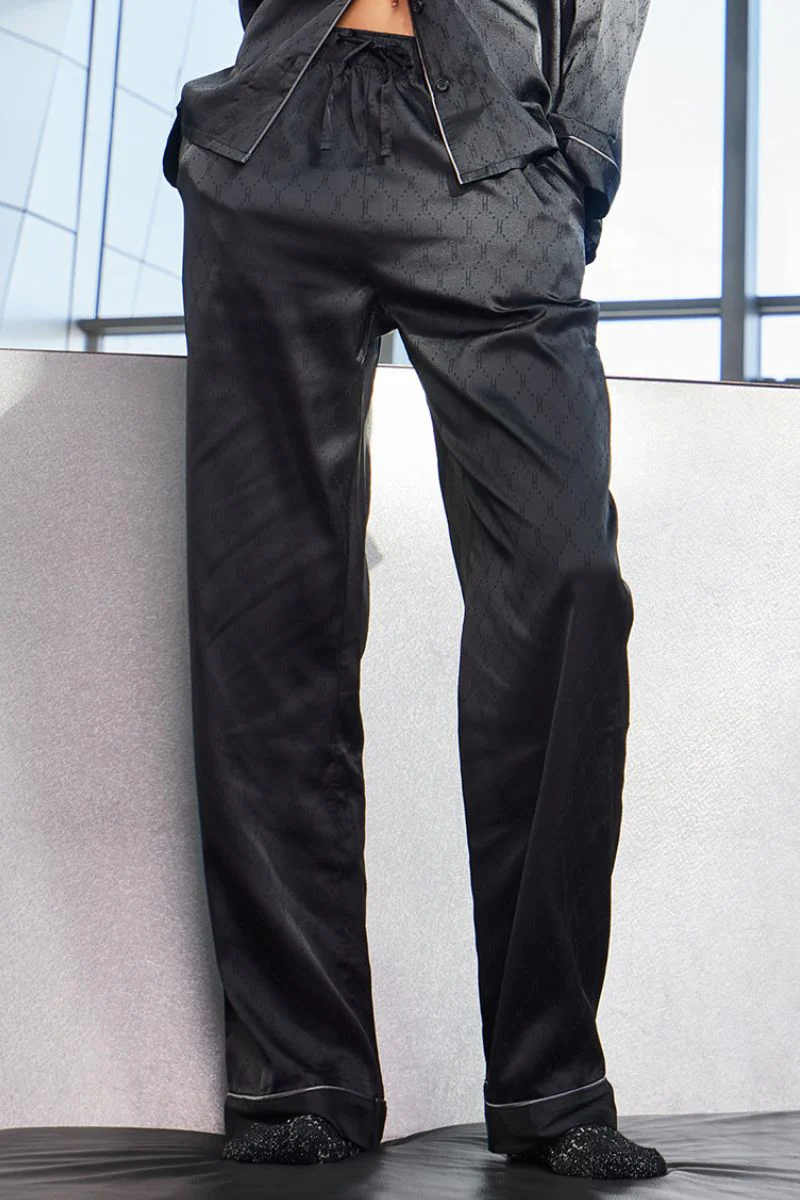 Satin Pyjamas | Sort | Nattøj fra Hype the Detail - Image 4
