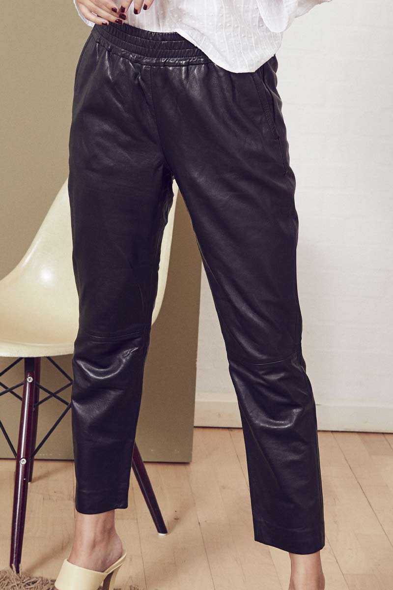 Shiloh Crop Leather Pant | Black | Læder bukser fra Co'Couture - Image 3