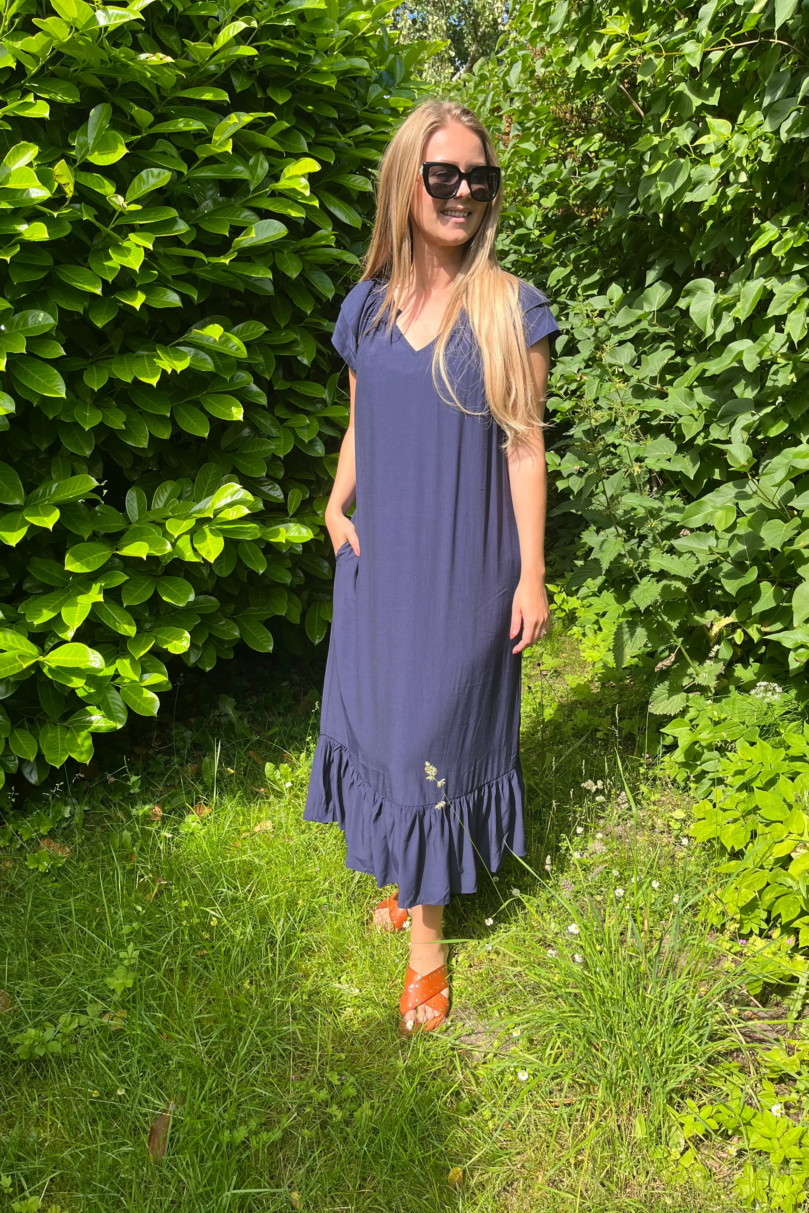 Sunrise Dress | Navy | Lang kjole fra Co'couture - Image 9