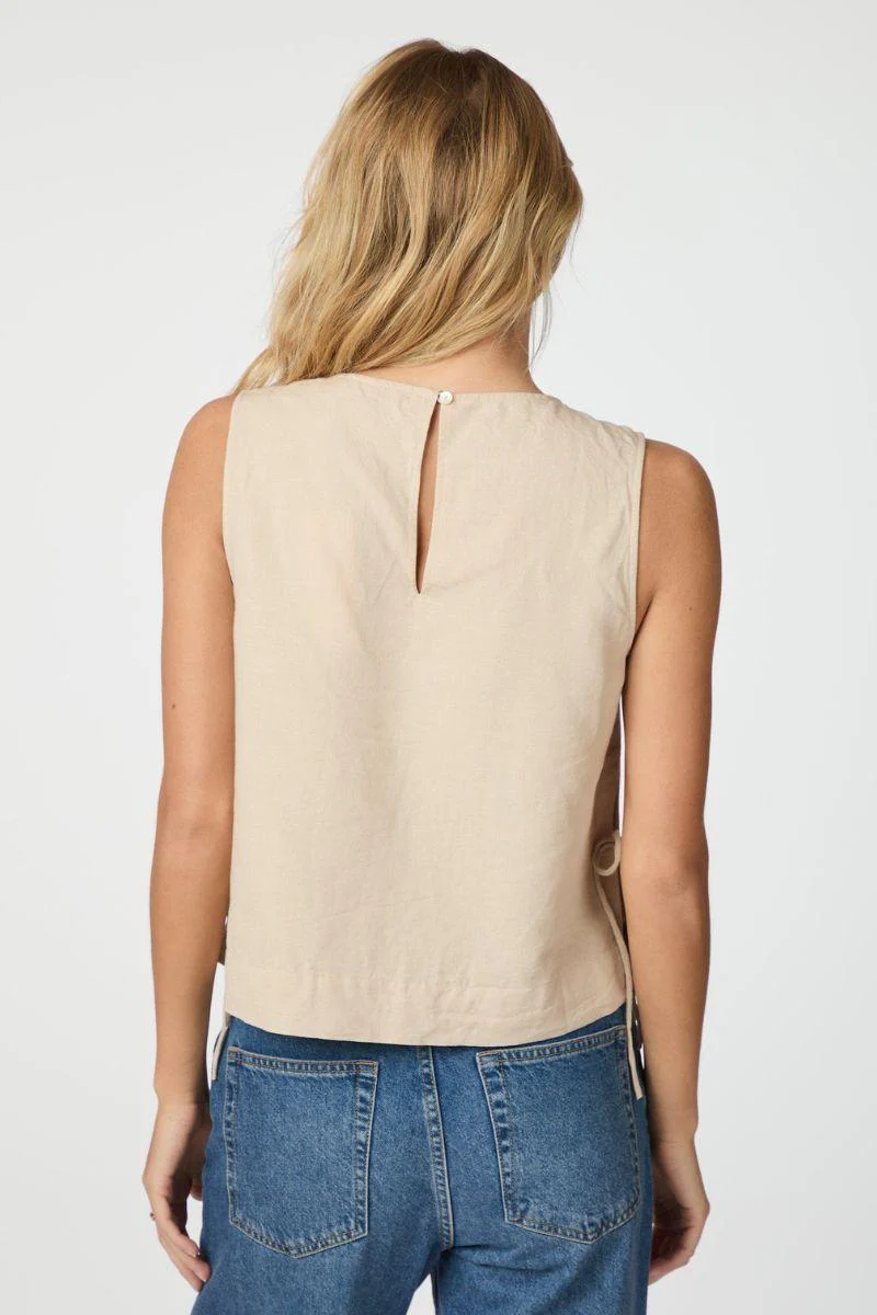 Svetlana Linen Top | Sand | Bluse fra Neo Noir - Image 5
