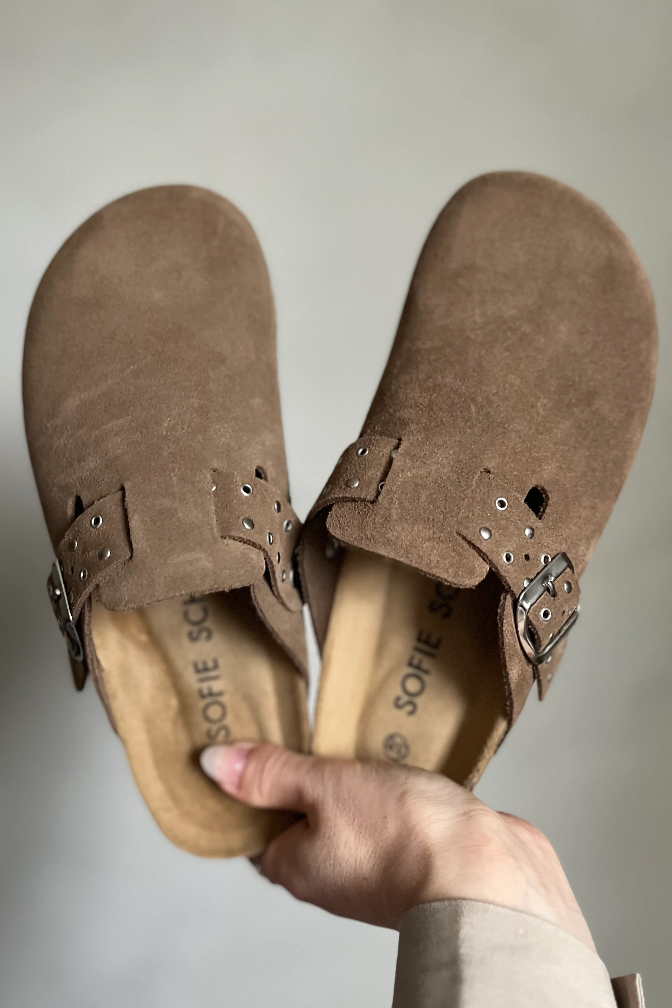 T416 | Taupe| Sandaler fra Sofie Schnoor - Image 2
