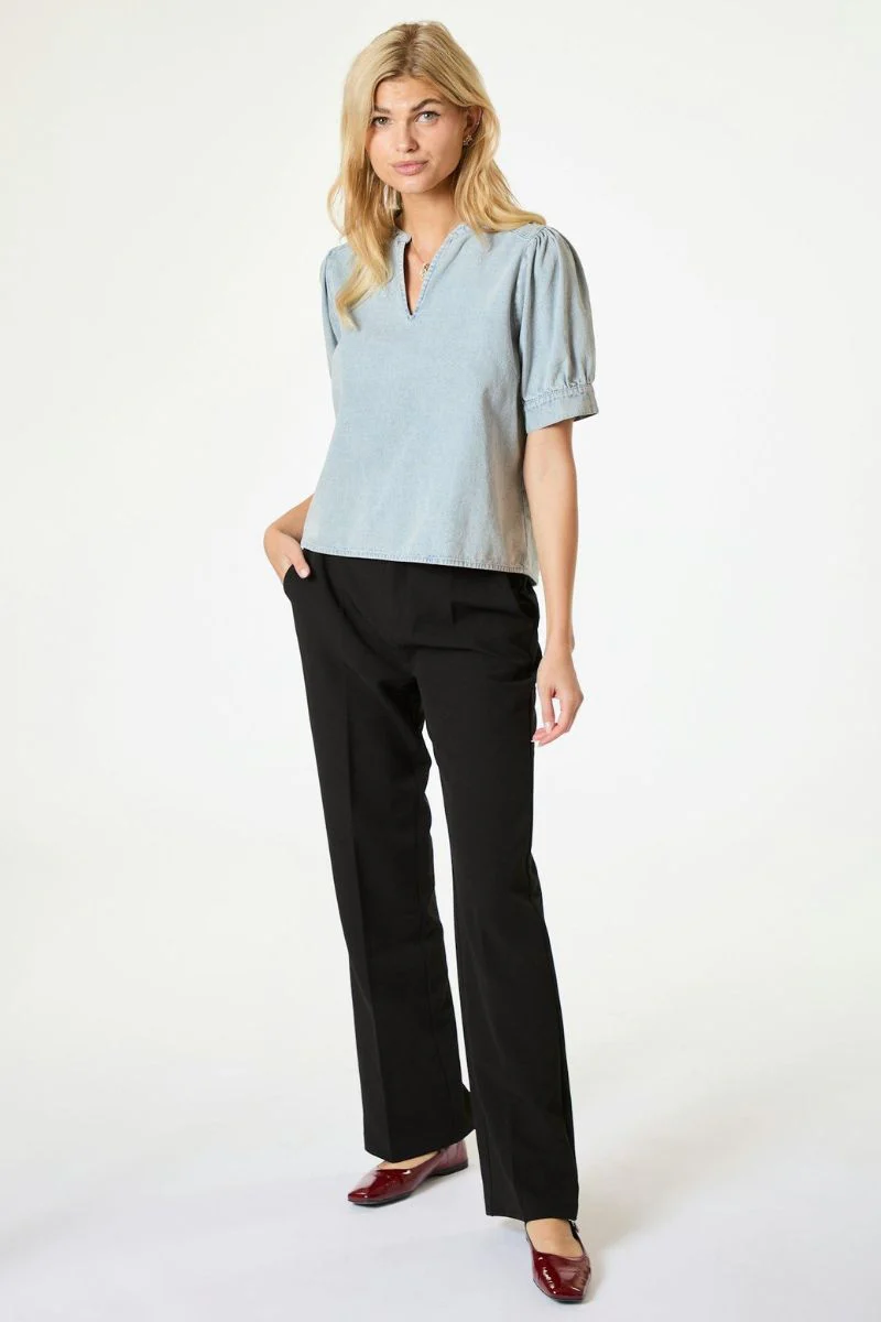 Talja Denim Blouse 163064 | Stonewash | Bluse fra Neo Noir - Image 5