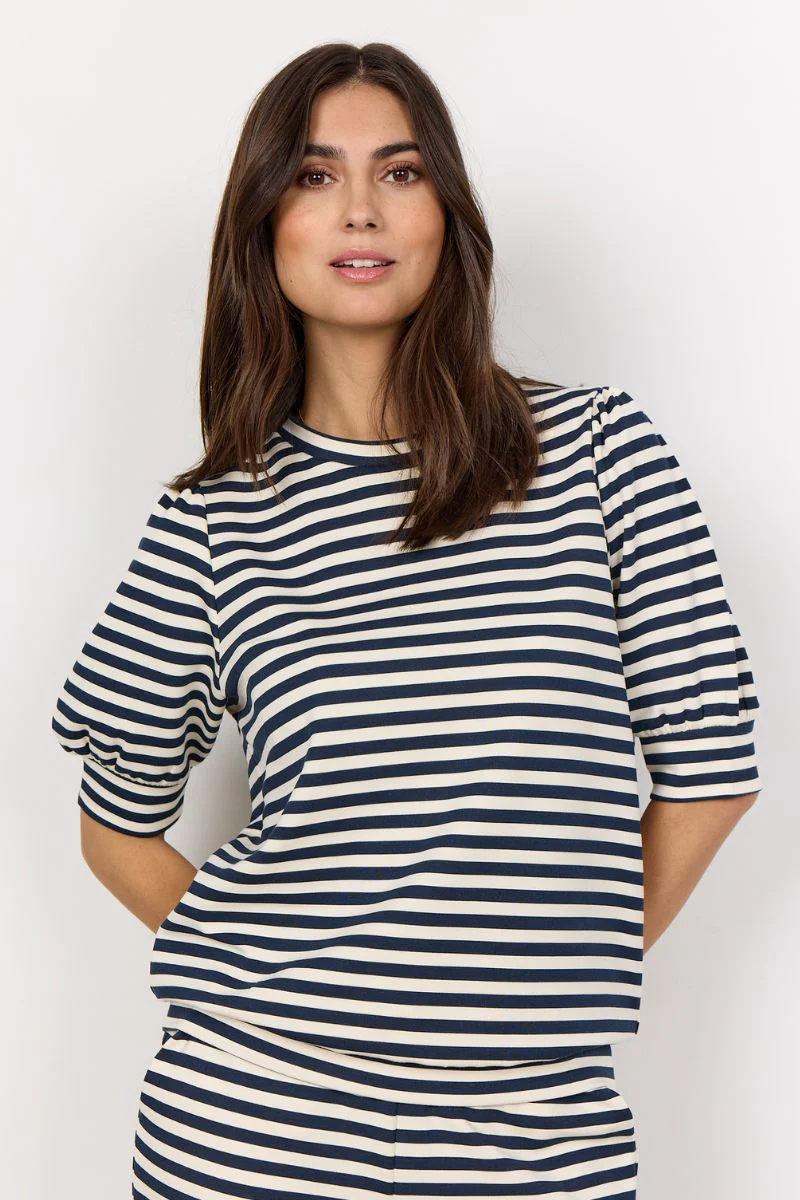 Tini Stripe Short Sleeve | Blå | Bluse fra Statebird - Image 3
