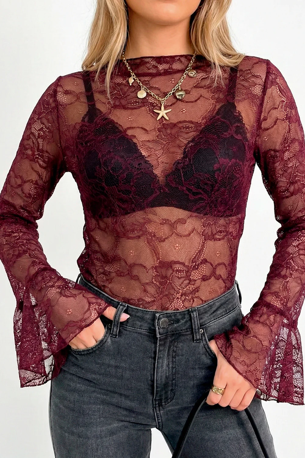 Flared Sleeve Mesh Top | Black | Blonde bluse fra Avery