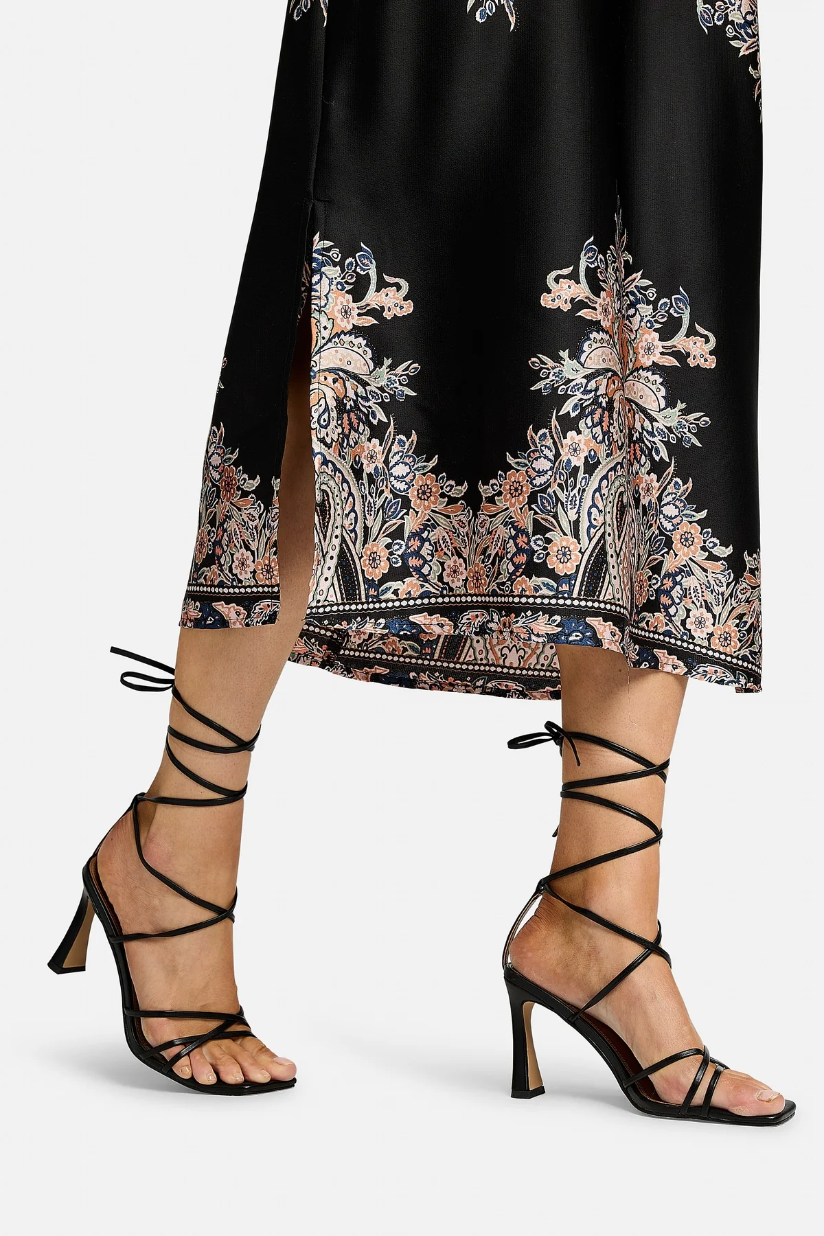 Wennise Ls Dress | Black Paisley | Kjole fra Liberté - Image 12
