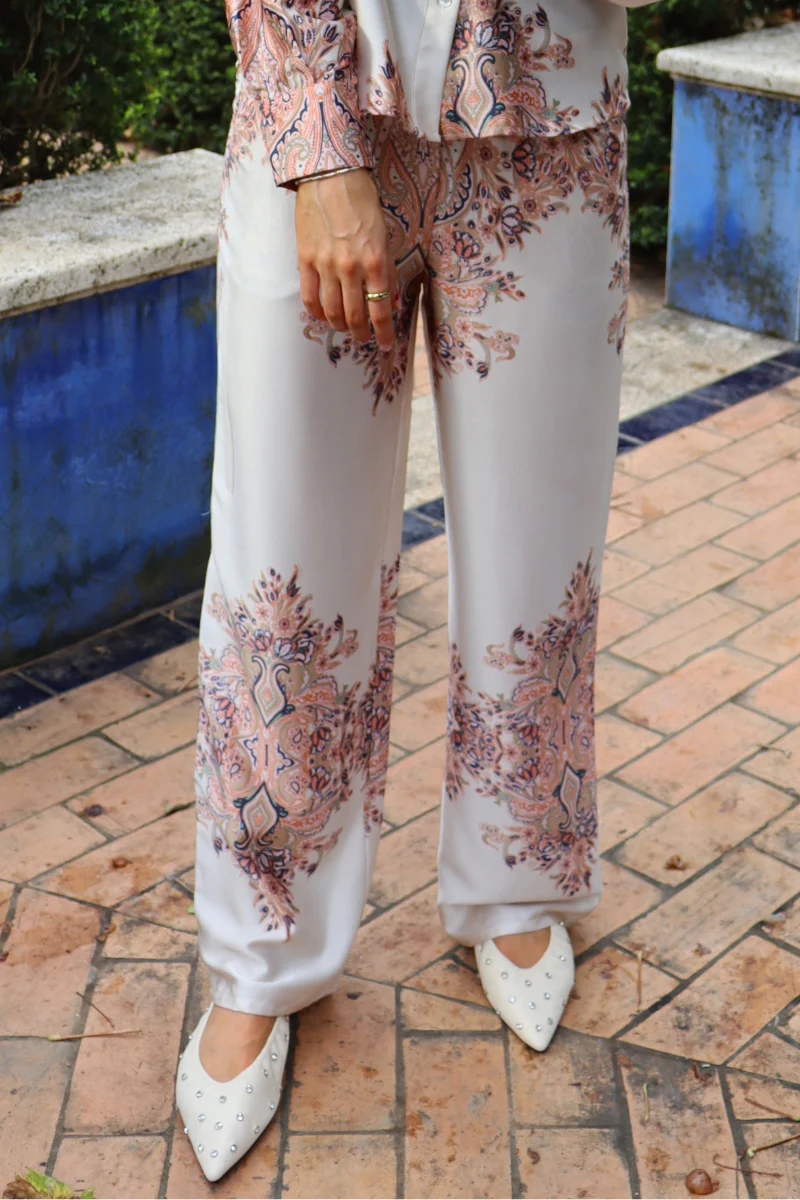 Wennise Pants | Creme Paisley | Bukser fra Liberté