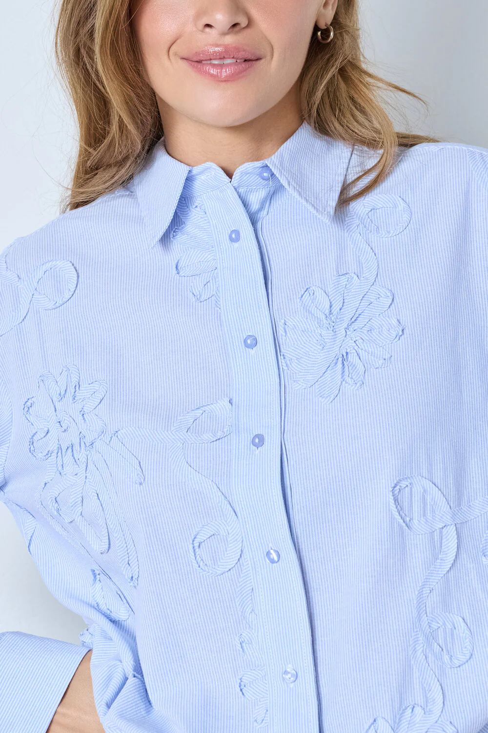 Xavier Stripe Flower Shirt 45040 | Pale Blue | Bluse fra Co'couture - Image 8
