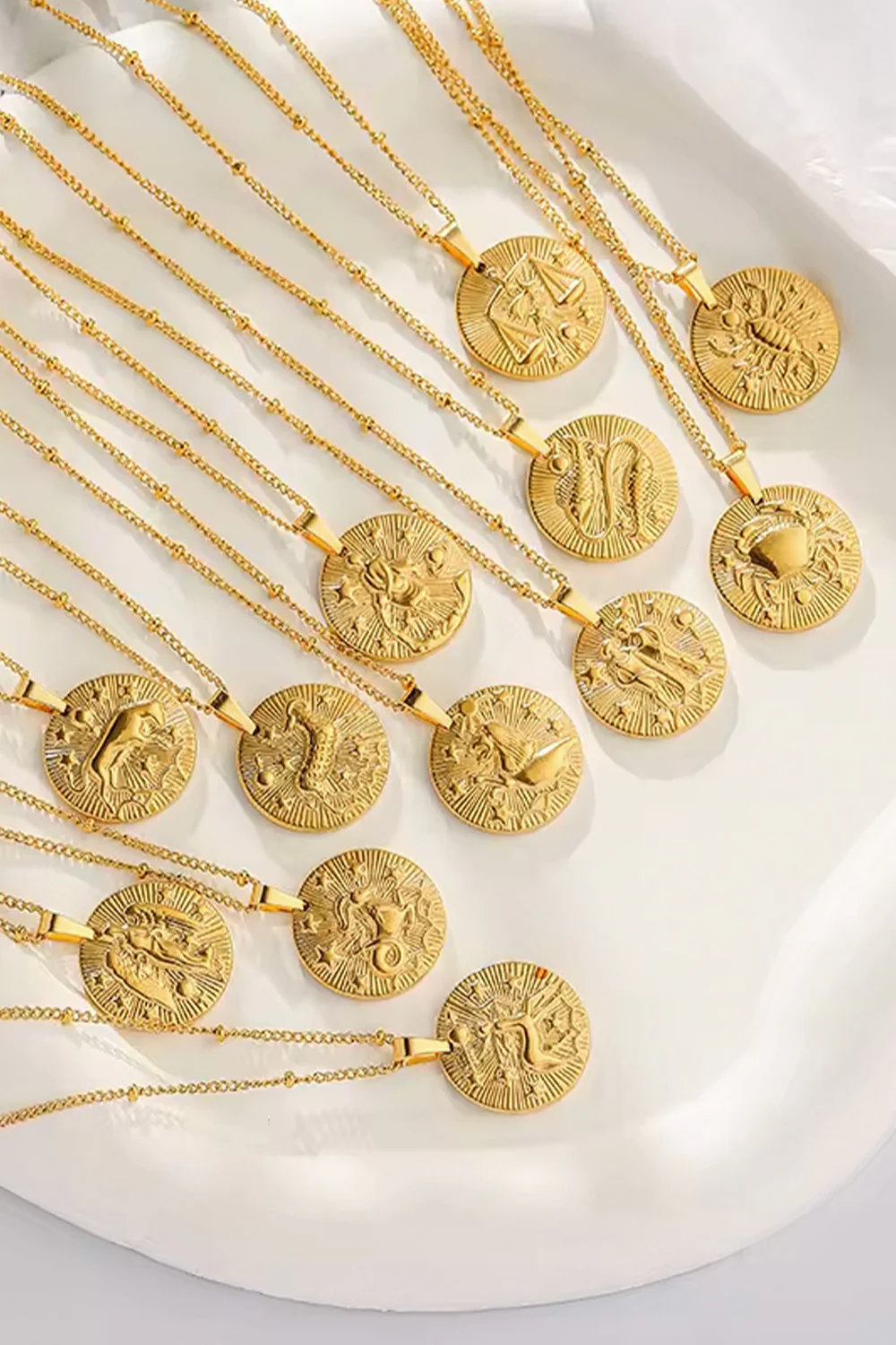 Zodiac Necklace | Halskæde med stjernetegn fra Birdsong - Image 2